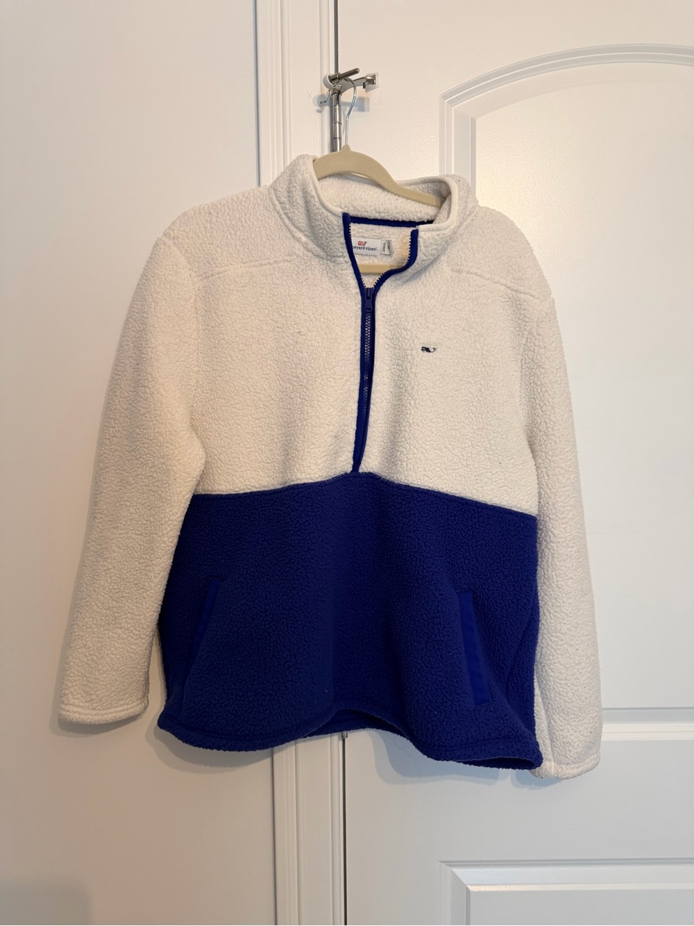 Vineyard Vines Two-Tone Sherpa Pullover - Cream & Blue